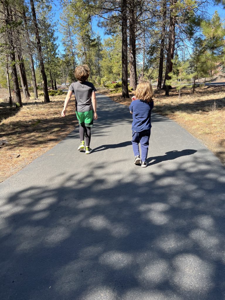 Stoneridge Townhomes Sunriver walking along Sunriver bike paths